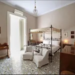 Conservatorio 16 Centro Storico *