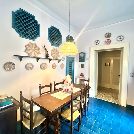 Conservatorio 16 Bellini Elegante Matrimoniale Con Bagno Privato Nel Centro Storico * Napoli