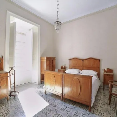 Conservatorio 16 Bellini Elegante Matrimoniale Con Bagno Privato Nel Centro Storico *