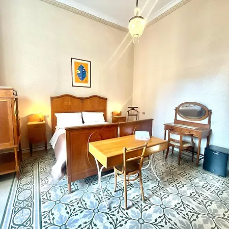 Conservatorio 16 Centro Storico 홈스테이 나폴리