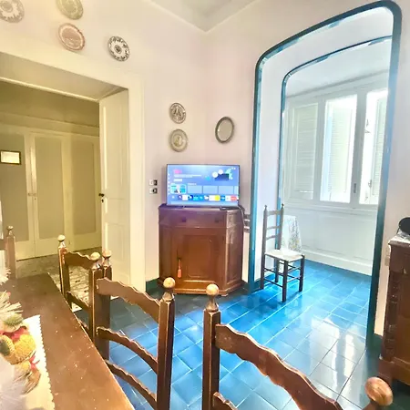 Conservatorio 16 Centro Storico 나폴리